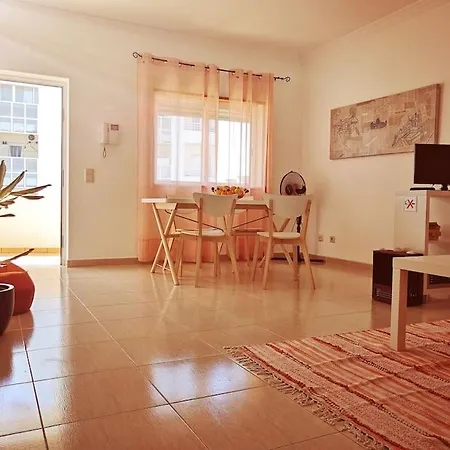 Floripes House